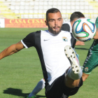 Luis Ángel Curra ha disputado 16 encuentros oficiales con la camiseta del Burgos CF-I. L. Murillo