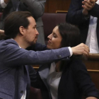 Pablo Iglesias e Irene Montero, este martes en el Congreso.-SERGIO BARRENECHEA