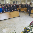 El funeral de Rafael Pedrosa se celebró en una abarrotada capilla de la Funeraria San José.-I. L. MURILLO