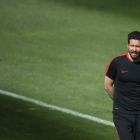 Diego Simeone, en un entrenamiento del Atlético en el Calderón-EFE