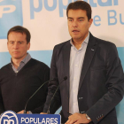 Suárez e Ibáñez en la presentación de una convención en 2016.-ISRAEL L. MURILLO