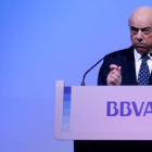 El presidente del BBVA, Francisco González, en la presentación de los resultados del 2013.-Foto: JOSÉ LUIS ROCA