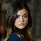 La actriz Lucy Hale, en la serie Pequeñas mentirosas.-EL PERIÓDICO