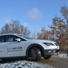 El Seat León Xperience parte de una carrocería familiar, pero su altura permite adentrarse en terrenos montañosos y carreteras complicadas saliendo muy bien parado.-HÉCTOR FUSTEL