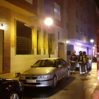 Se movilizó a 10 bomberos para atender este indendio en la calle de Las Rebolledas. ECB