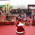 El trenecito navideño es una de las actividades que más gusta a los pequeños burgaleses.-RAÚL G. OCHOA