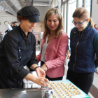 Los alumnos prepararon un desayuno muy variado.-L.V.