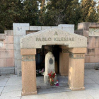 Tumba de Pablo Iglesias, fundador del PSOE, en el cementerio de La Almudena de Madrid.-