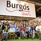 Montserrat Aparicio, diputada responsable de Burgos Alimenta, con los empresarios agroalimentarios de Burgos Alimenta.-ECB