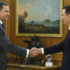 El Rey y Pedro Sánchez, la semana pasada dentro de la ronda de consultas celebrada para designar candidato a la investidura.-EFE