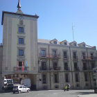 El Ayuntamiento iniciará las negociaciones con los sindicatos.-ECB