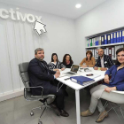 El equipo de Actívox gestiona una cartera de 300 pisos en alquiler.-ISRAEL L. MURILLO