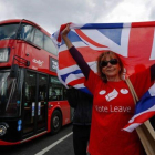 Una partidaria del Brexit se manifiesta, en junio pasado en Londres.-BLOOMBERG