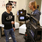Parte del equipo de la plataforma online de televisión hecha por refugaidos en colaboración con cineastas alemanes y austríacos, Refugee.tv.-REFUGEE.TV