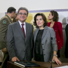 Enric Millo junto a Soraya Sáenz de Santamaría en la toma de posesión del cargo como delegado del Gobierno en Cataluña.-JOAN CORTADELLAS