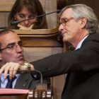 Trias afirma que a Vives le "buscan las cosquillas por todos lados". Antoni Vives y Xavier Trias, en una imagen de archivo.-ALBERT BERTRAN