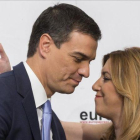 Pedro Sánchez y Susana Díaz, el pasado mes de junio en un desayuno informativo en Sevilla.-EFE / JULIO MUÑOZ