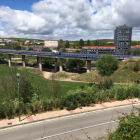 El viaducto pasa por encima de la carretera de Cardeñadijo y se empalma con la salida de Burgos en dirección a Madrid. RAÚL OCHOA