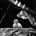 James Rhodes, al piano, en una de sus visitas a España.-Sergio Enríquez-Nistal