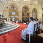 Un momento de la ceremonia en la Catedral.-ISRAEL L. MURILLO