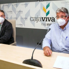 Germán Martínez, gerente de la Fundación Caja Rural Burgos, y Fernando Esteve, el organizador del evento. TOMÁS ALONSO