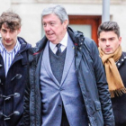 Los tres exjugadores se dirigen al tribunal durante el juicio. ECB