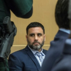 El ciudadano hispanoestadounidense Pablo Ibar, durante una audiencia en el Tribunal Estatal de Florida, que le juzga como presunto autor de un triple asesinato.-GIORGIO VIERA (EFE)