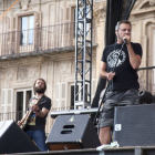 La banda M-Clan ensaya en la Plaza Mayor de Salamanca antes de su actuación-Ical