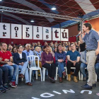 Candidatos burgaleses con el líder de Podemos.-SANTI OTERO