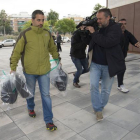 Llegada a los juzgados de El Vendrell del maletín y los tres maletines incautados en los registros de CDC.-JOAN REVILLAS