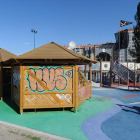 El Ayuntamiento prohibe acceder a los parques infantiles. ISRAEL L. MURILLO