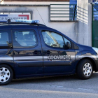 Un vehículo de la Gendarmerie, la policía francesa.-AFP