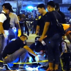La policía indonesia investiga lo sucedido tras la explosión causada por un terrorista suicida en Jakarta.-BAY ISMOYO