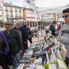 Las librerías saldrán a la calle el domingo con descuentos del 10%, talleres y venta de flores.-Raúl Ochoa