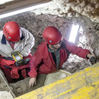 Imagen de trabajos de excavación en la cueva El Mirador, en Atapuerca. RAÚL G. OCHOA