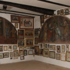 El museo de exvotos del Santuario de Santa Casilda apenas dispone de espacio para recoger los tributos de los fieles.-G.G.