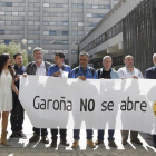 Marco Antonio Manjón (segundo por la izquierda), se desplazó ayer a Madrid para defender el cierre de Garoña.-ICAL