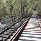 Puente ferroviario de la Santander-Mediterráneo sobre el río Oca en Oña-G. G.
