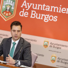 El alcalde de Burgos, Daniel de la Rosa, durante su intervención sobre el Corredor Atlántico. SANTI OTERO