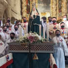 Equipo costaleros que realizaron la Procesión Infantil de la Semana Santa de Burgos el año pasado.