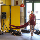 Espectáculo de estudiantes de la Escuela Profesional de Danza 'Ana Laguna' organizado en la Biblioteca de la UBU en colaboración con el Aula de Danza Contemporánea de la universidad.