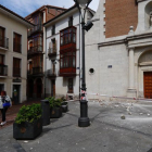 Un rayo destruye la cruz de la iglesia de las Esclavas del Sagrado Corazón, situada en la plaza del Salvador de Valladolid.