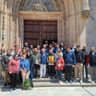 Imagen del grupo de personas mayores y de estudiantes que han participado en el programa.