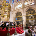 La orquesta de la Línea dio un gran recital en el altar mayor de la Catedral de Burgos.
