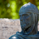 Escultura que conmemora al Cid en Vivar del Cid, donde se cree que nació el insigne héroe castellano.