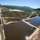 Imagen de archivo de la presa de Castrovido, el día de su inauguración oficial, en junio de 2021.