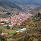 Vista panorámica en altura de Pradoluengo, la villa textil por excelencia.