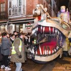 Instante del entierro de la Sardina del Carnaval de Burgos 2024.