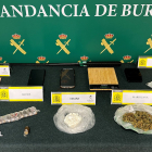 Imagen del material incautado por la Guardia Civil.