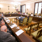 Vista general del Pleno ordinario de abril celebrado en la Diputación